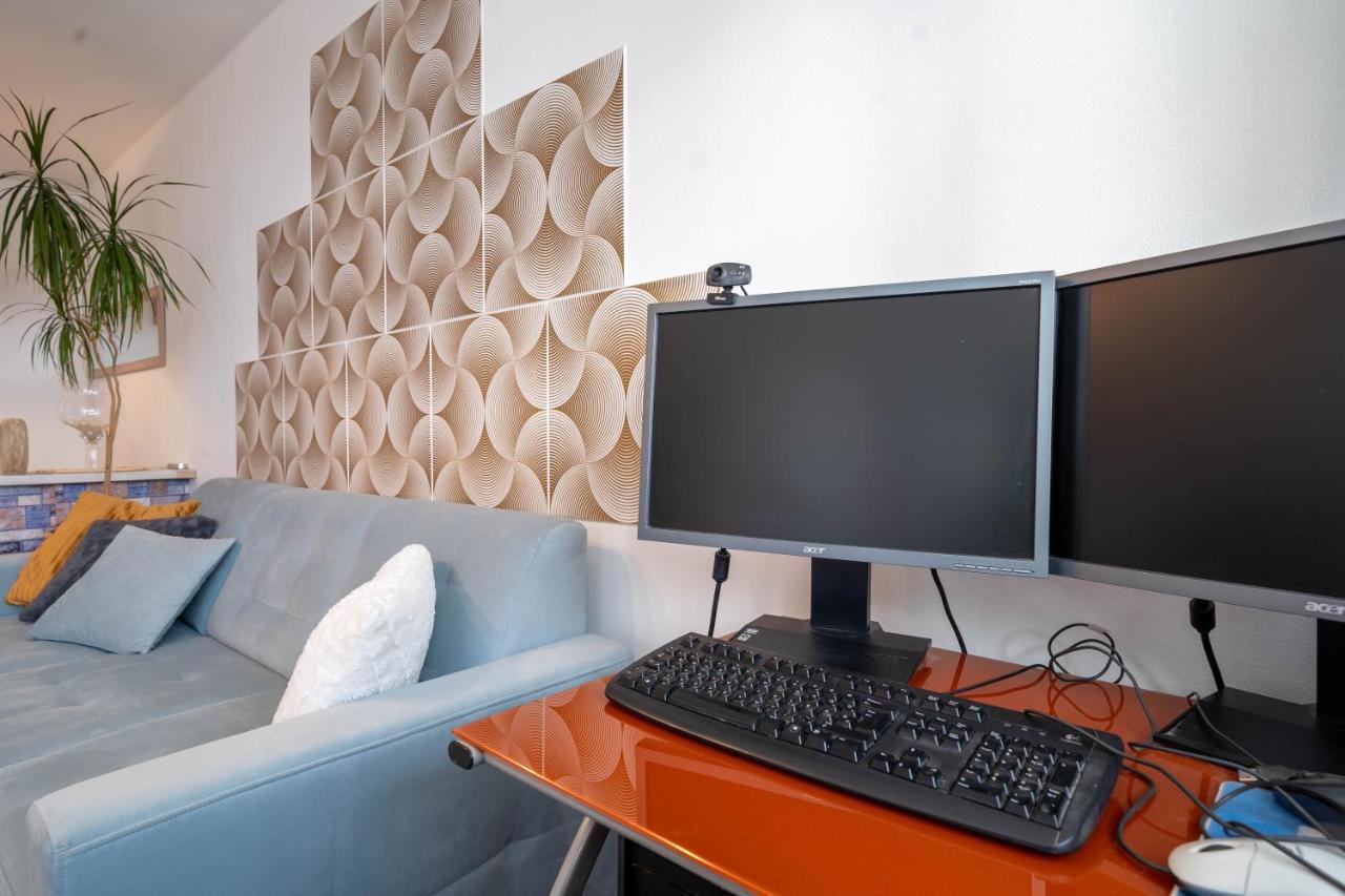 Pastelle Apartment With Own Parking Place Budapest Extérieur photo