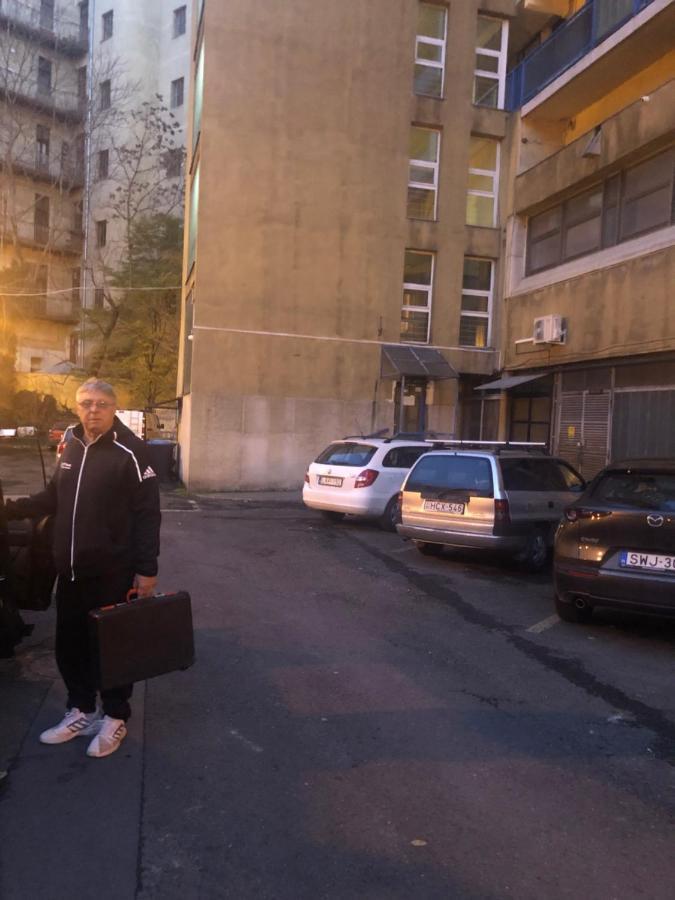 Pastelle Apartment With Own Parking Place Budapest Extérieur photo