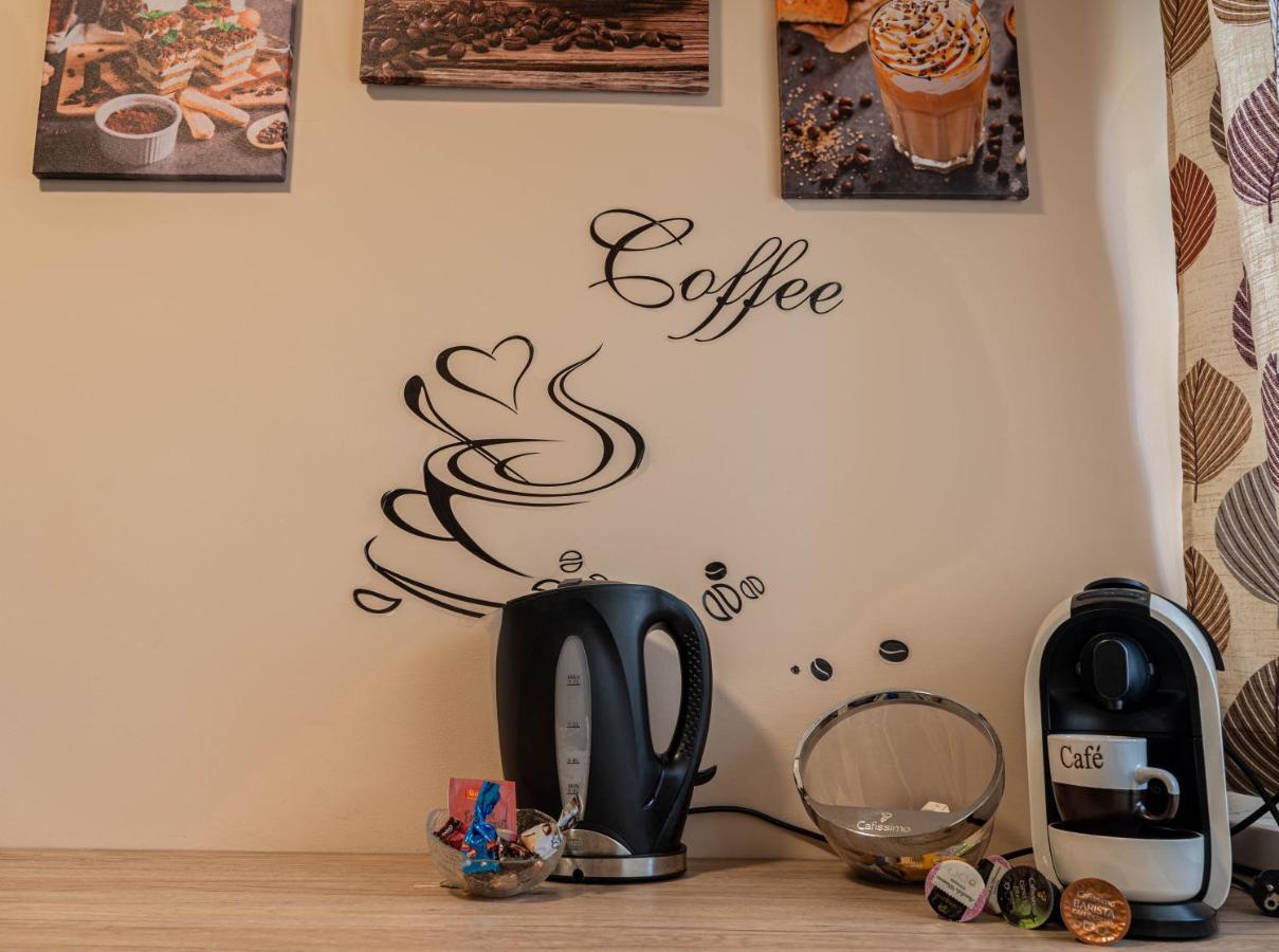 Pastelle Apartment With Own Parking Place Budapest Extérieur photo